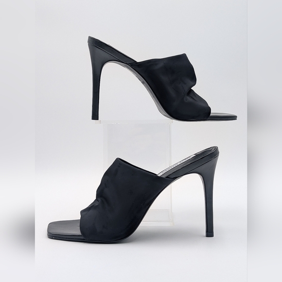 Steve Madden Size 9.5 M Black Stretch Fabric Black Stilleto Sandal Square Toe - Picture 5 of 17
